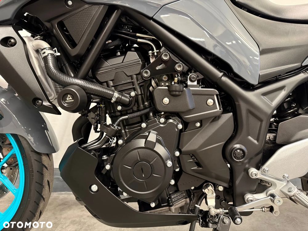 Yamaha MT - 15