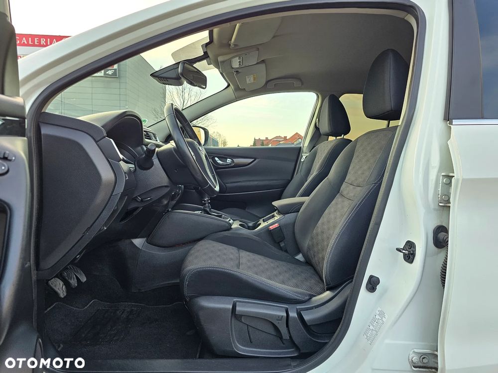 Nissan Qashqai 1.2 DIG-T N-Connecta - 14