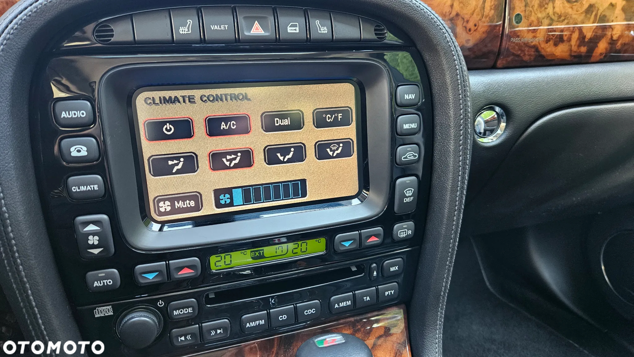Jaguar XJR 4.2 - 4
