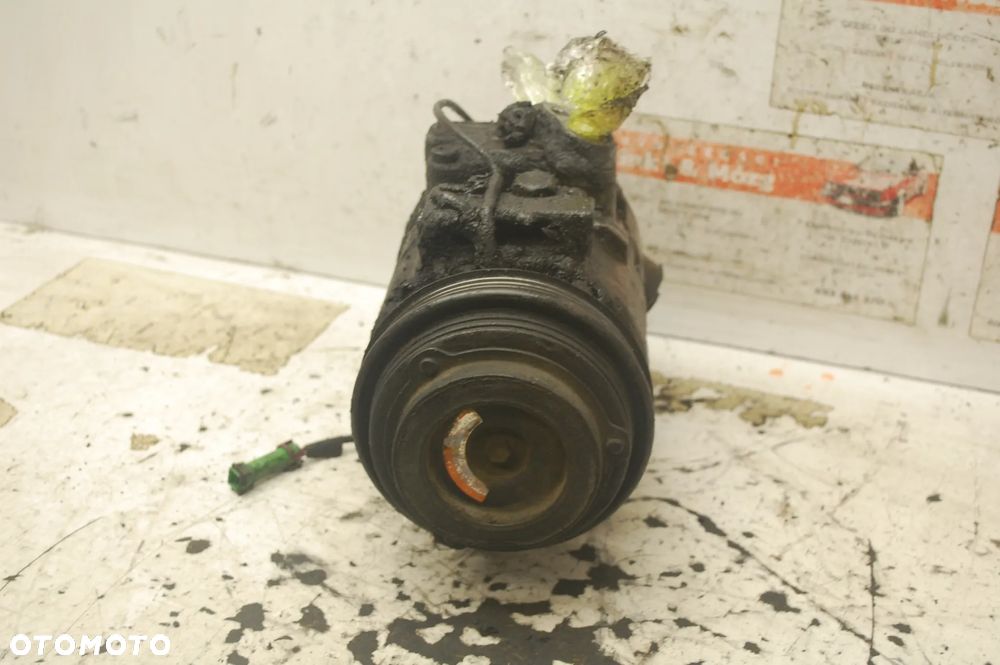 KOMPRESOR SPRĘŻARKA KLIMATYZACJI 4D0260605C AUDI A6 C5 VW PASSAT B5 2.5 TDI - 1