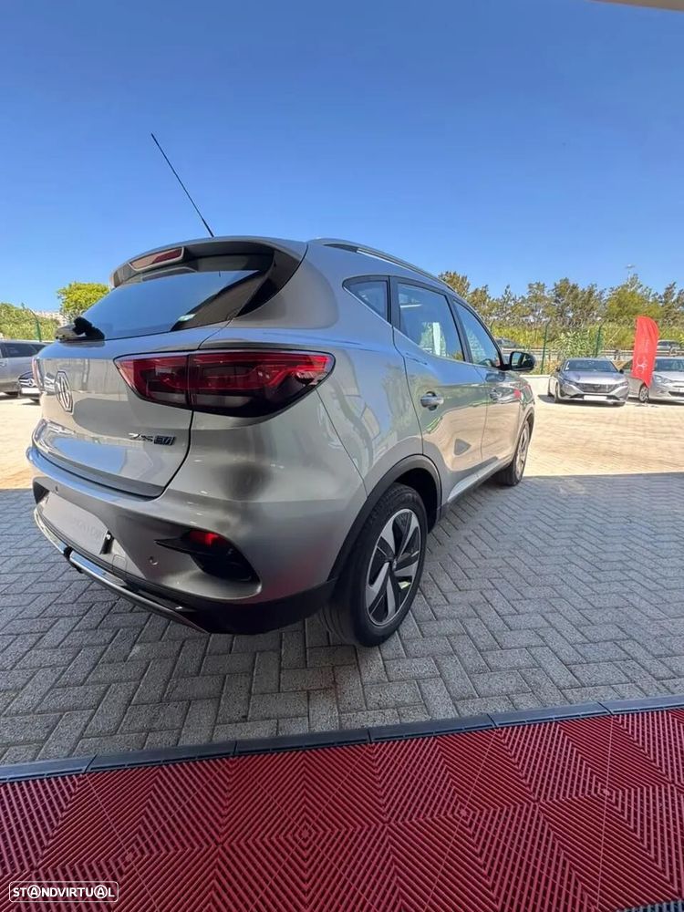 MG ZS Maximal Luxury - 5
