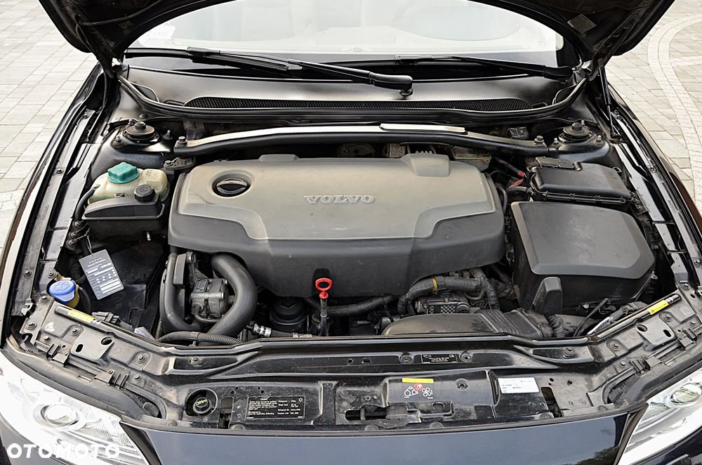 Volvo S60 2.4D Summum - 27