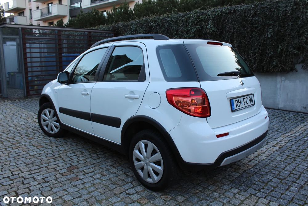 Suzuki SX4 1.6 VVT 4x4 Comfort - 8