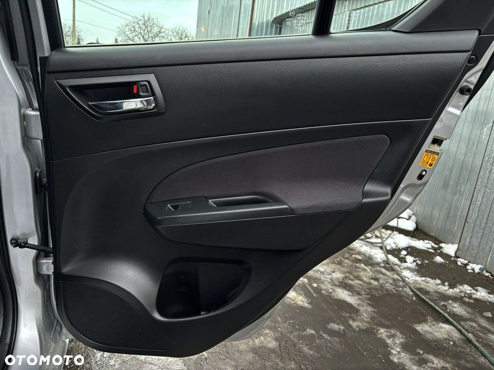 Suzuki Swift 1.2 Premium - 18