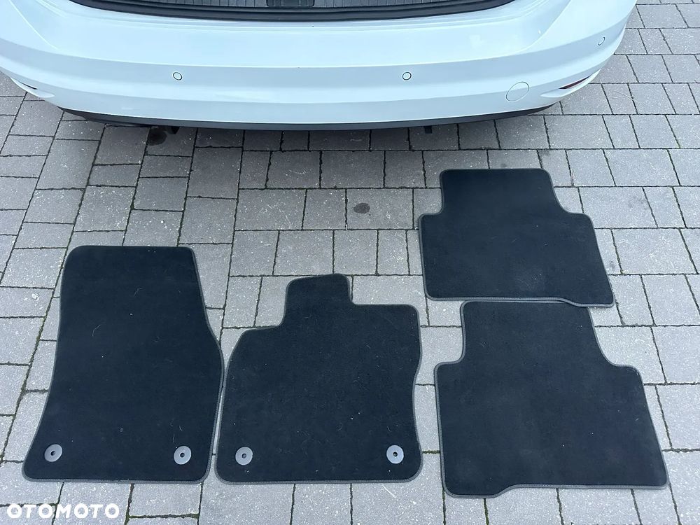 Volkswagen Touran 1.5 TSI EVO Highline DSG - 34
