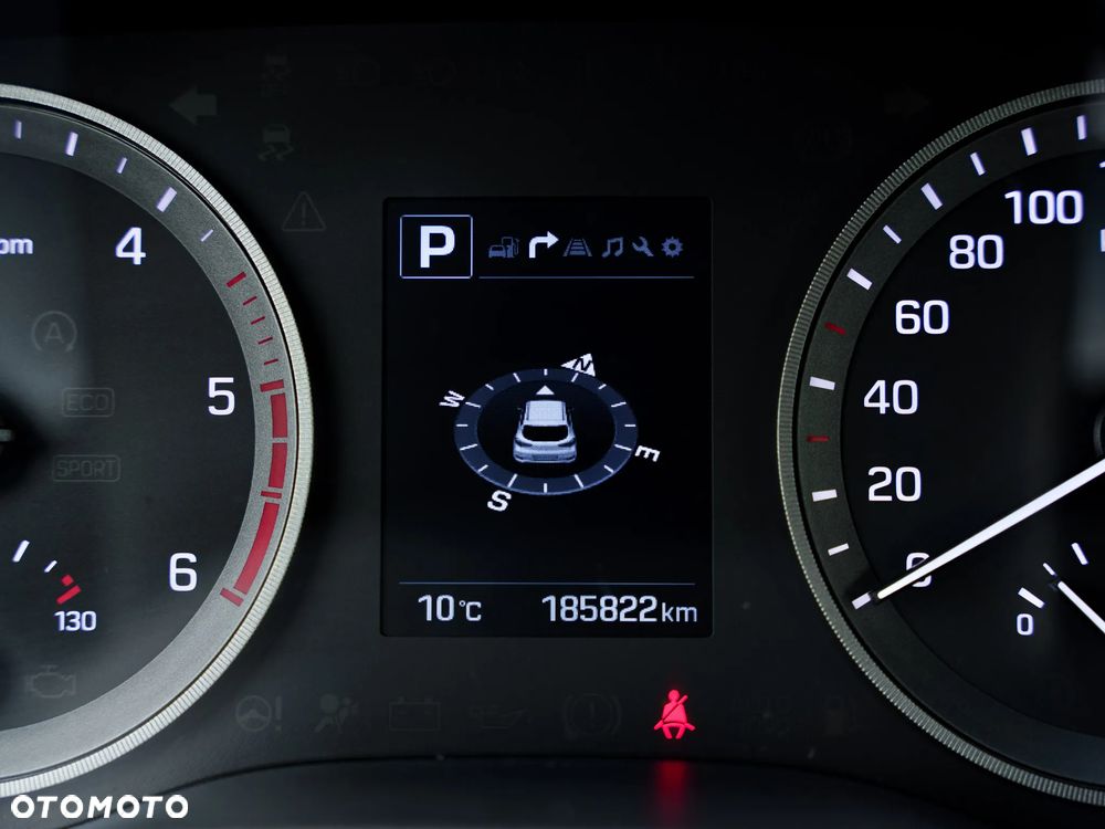 Hyundai Tucson blue 1.7 CRDi 2WD DCT Premium - 35