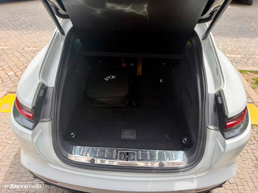 Porsche Panamera Sport Turismo 4 E-Hybrid - 28