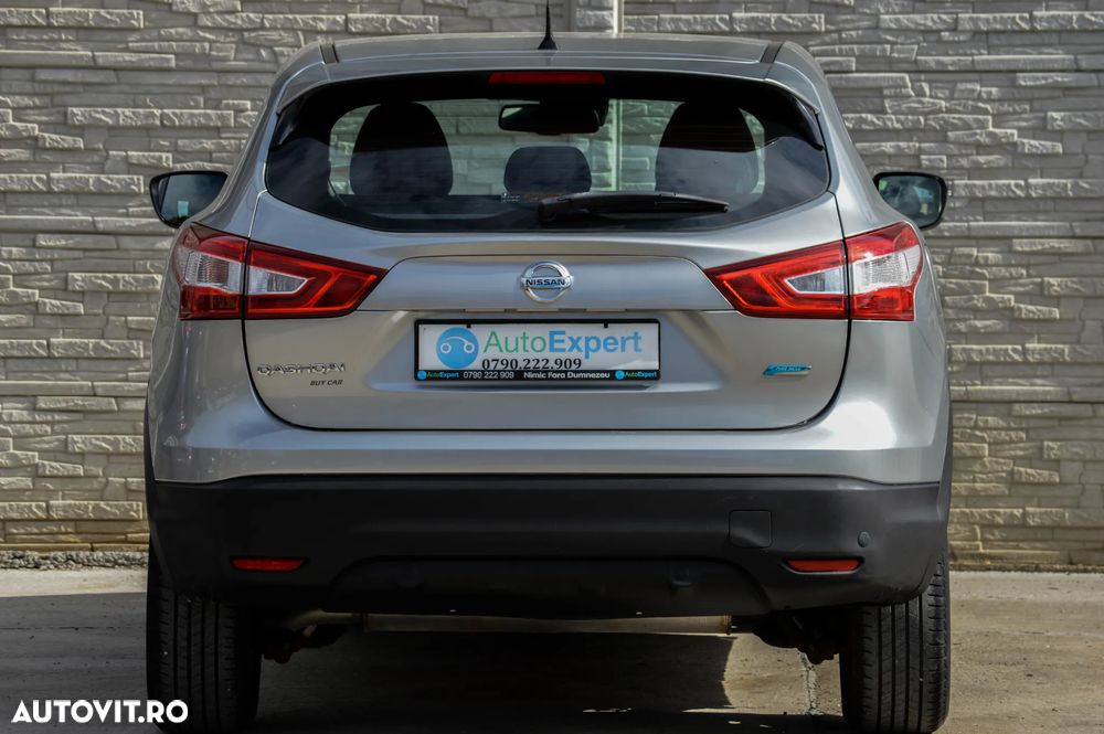 Nissan Qashqai 1.5 DCI N-Connecta - 18