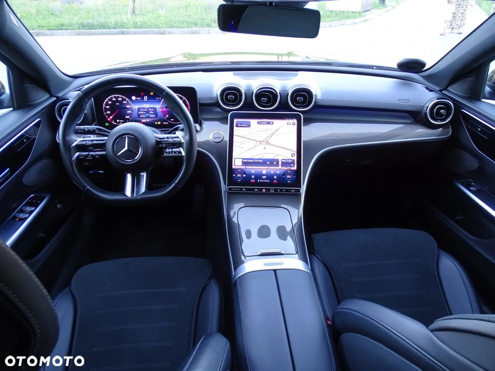 Mercedes-Benz Klasa C 220 d mHEV AMG - 11