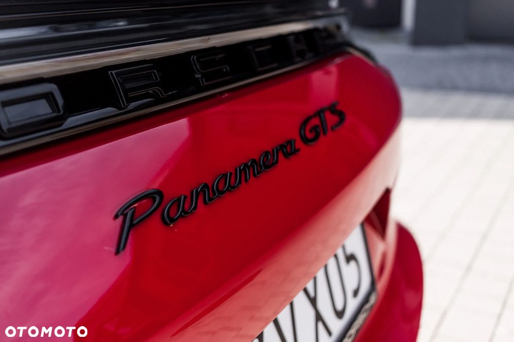 Porsche Panamera GTS - 12