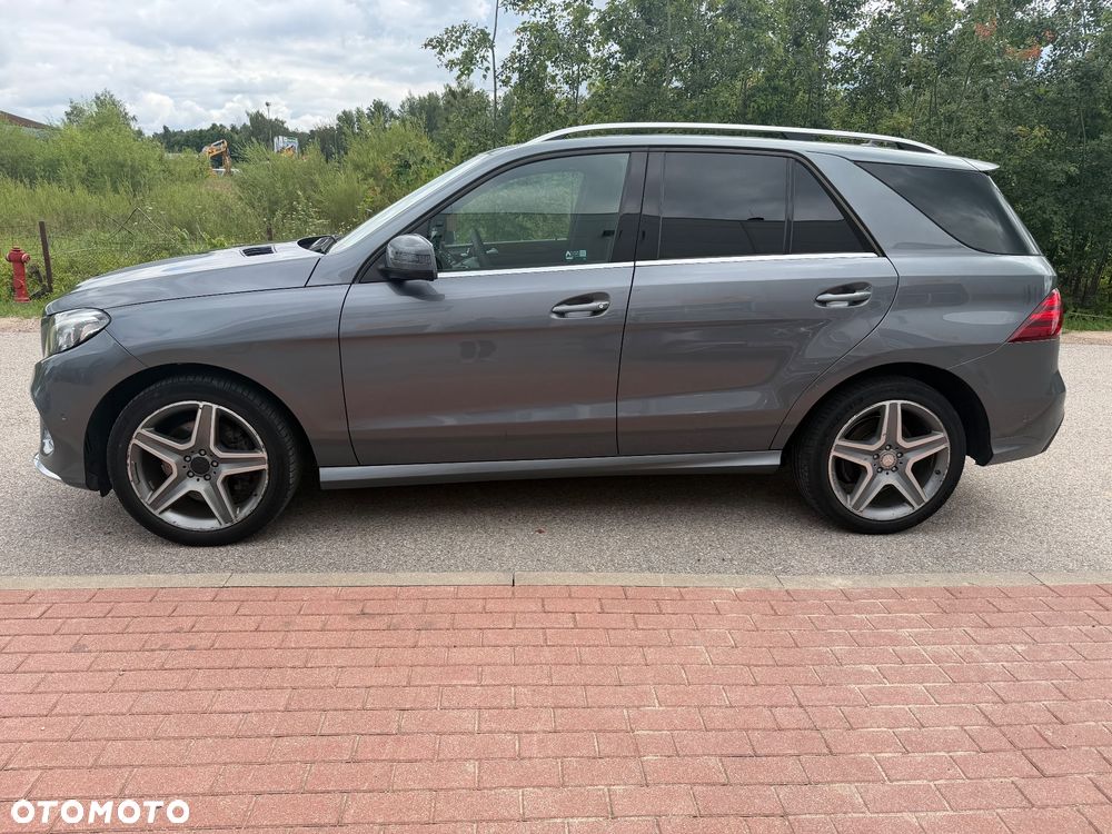 Mercedes-Benz GLE 350 d 4-Matic - 2
