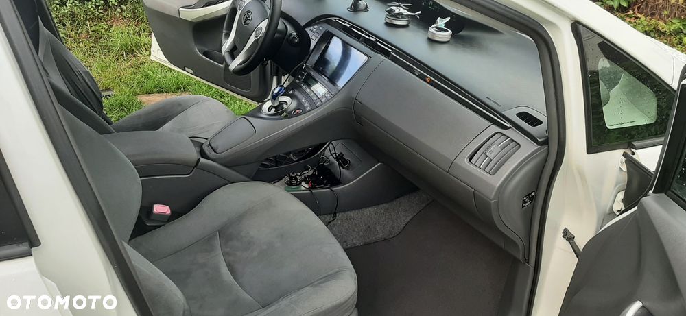 Toyota Prius - 18