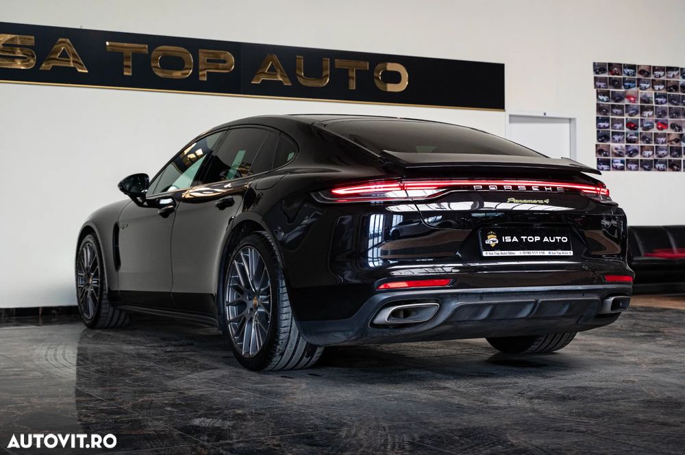 Porsche Panamera 4 E-Hybrid - 35