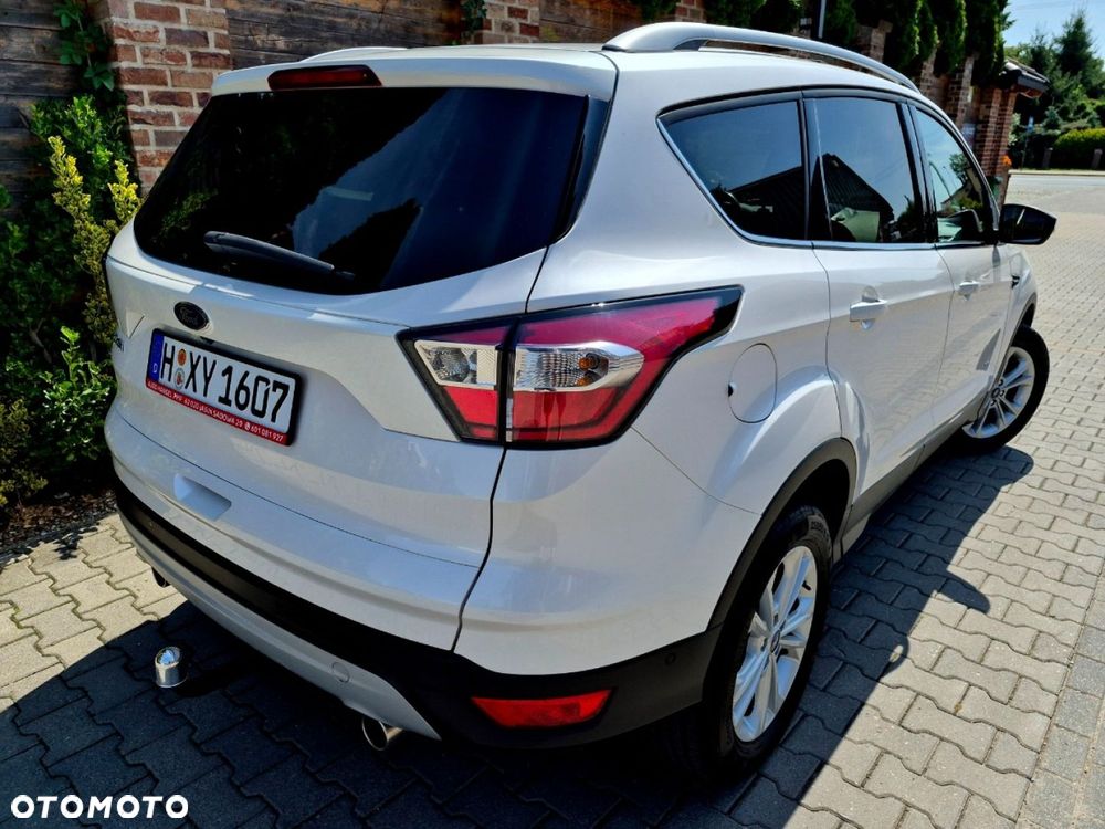 Ford Kuga - 35