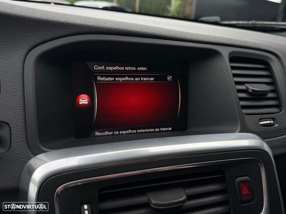 Volvo V60 2.0 D2 R-Design - 47