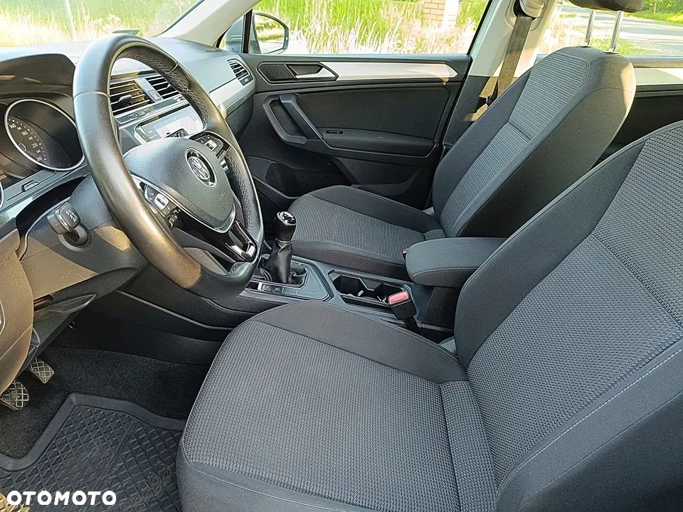 Volkswagen Tiguan 2.0 TDI BMT SCR Comfortline - 19
