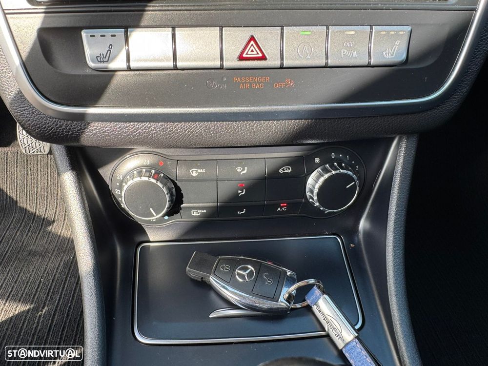 Mercedes-Benz CLA 180 d Shooting Brake - 26