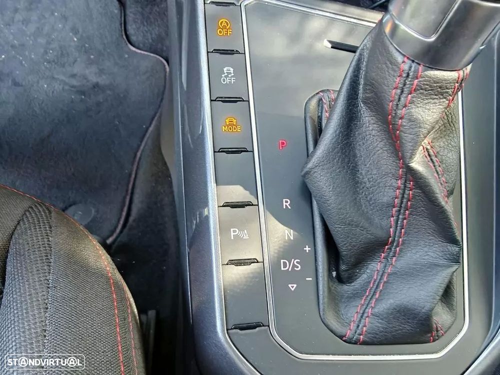 VW Polo 2.0 TSI GTI DSG - 48