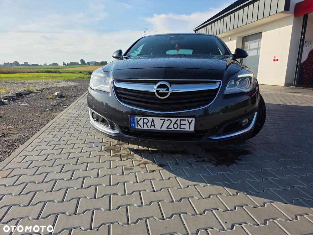 Opel Insignia 1.6 T Cosmo S&S - 3