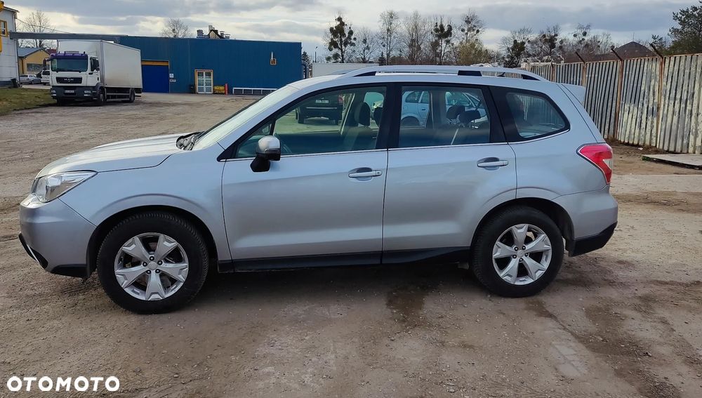 Subaru Forester 2.0i Exclusive - 15