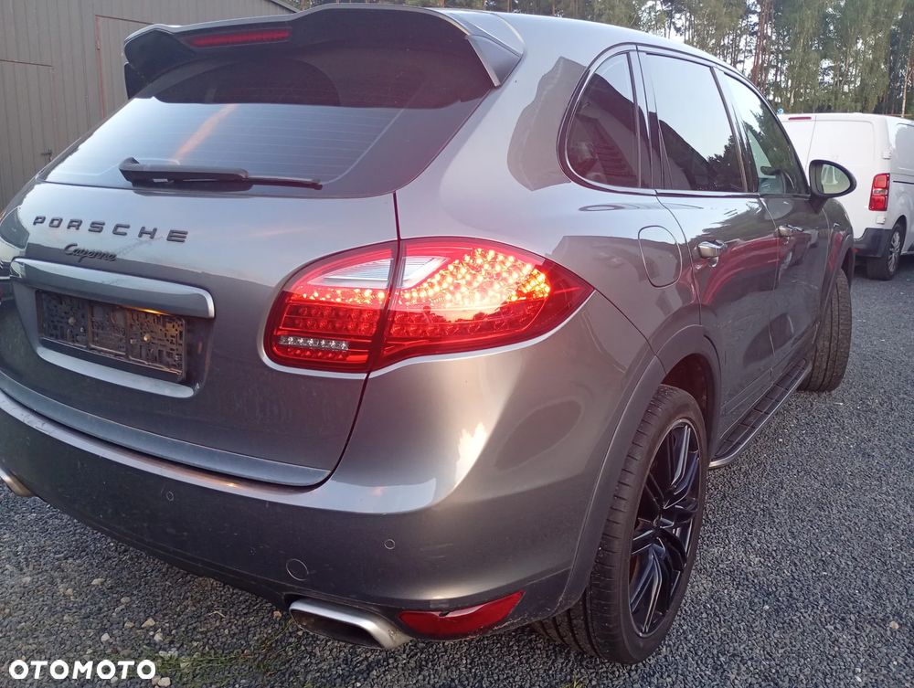 Porsche Cayenne - 14