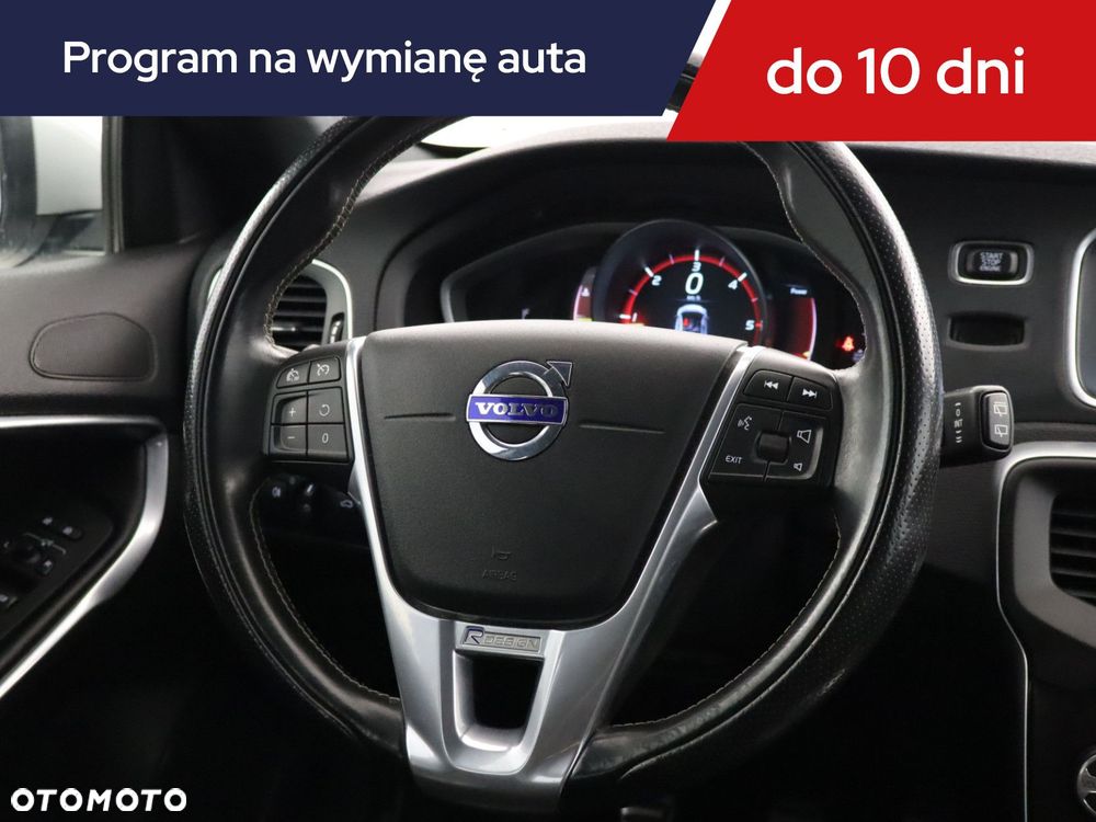 Volvo V40 - 22