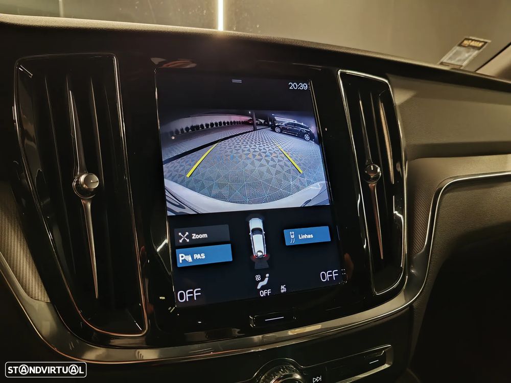 Volvo V60 2.0 D3 R-Design Geartronic - 21