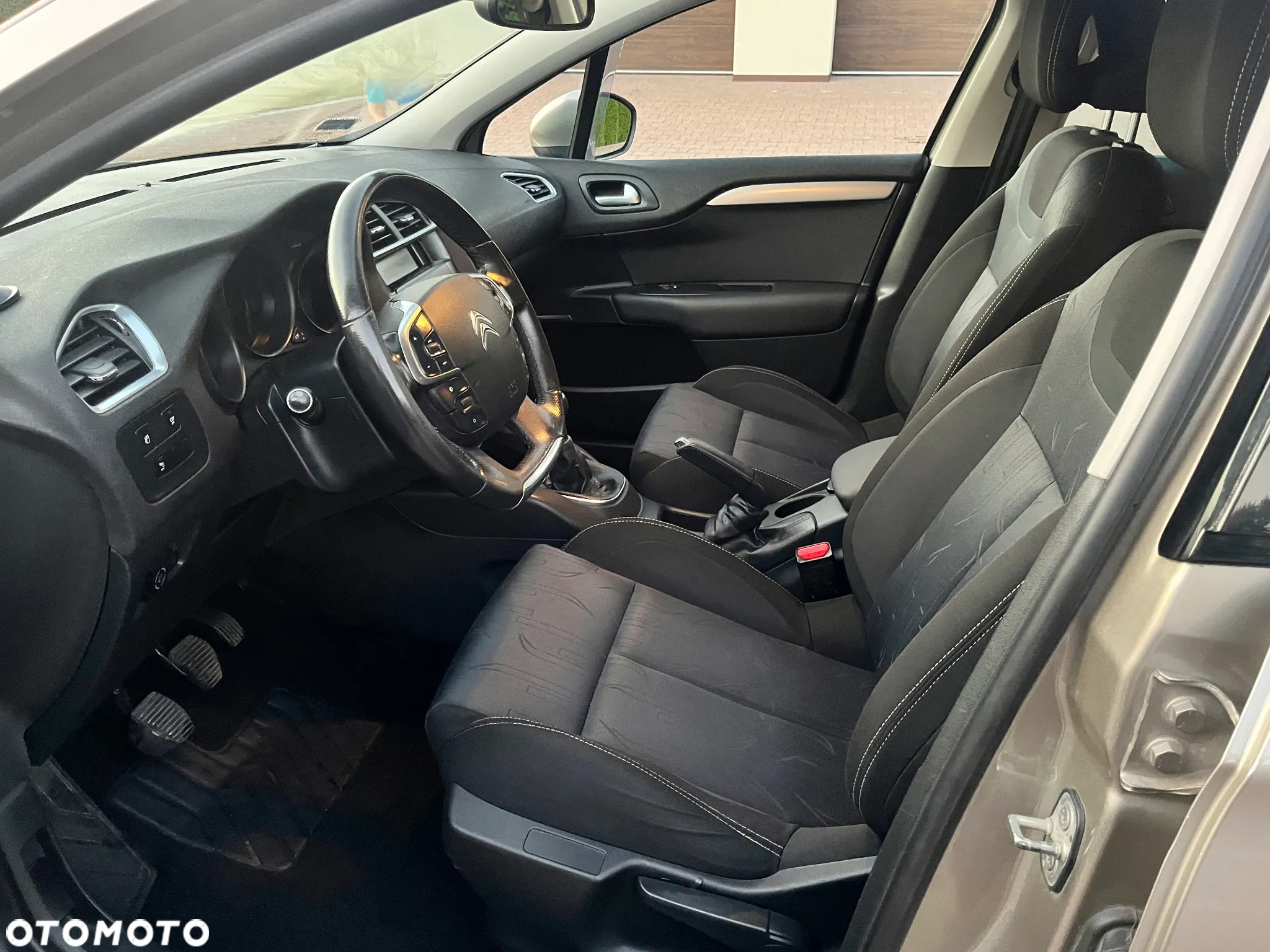 Citroën C4 1.6 VTi Attraction - 11