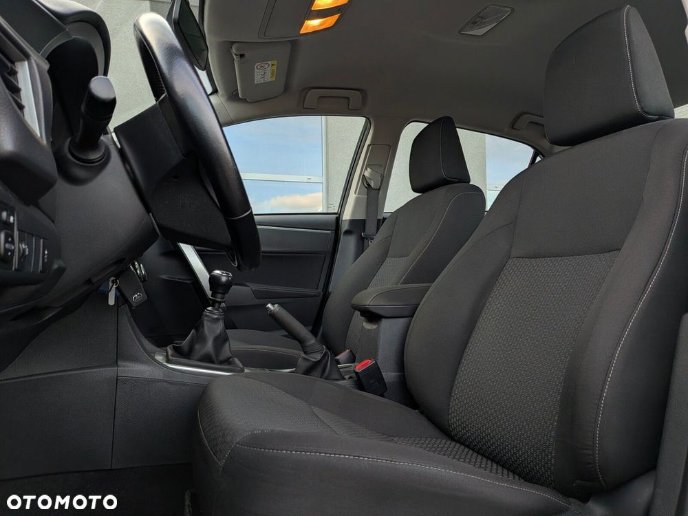 Toyota Corolla 1.6 Premium EU6 - 10