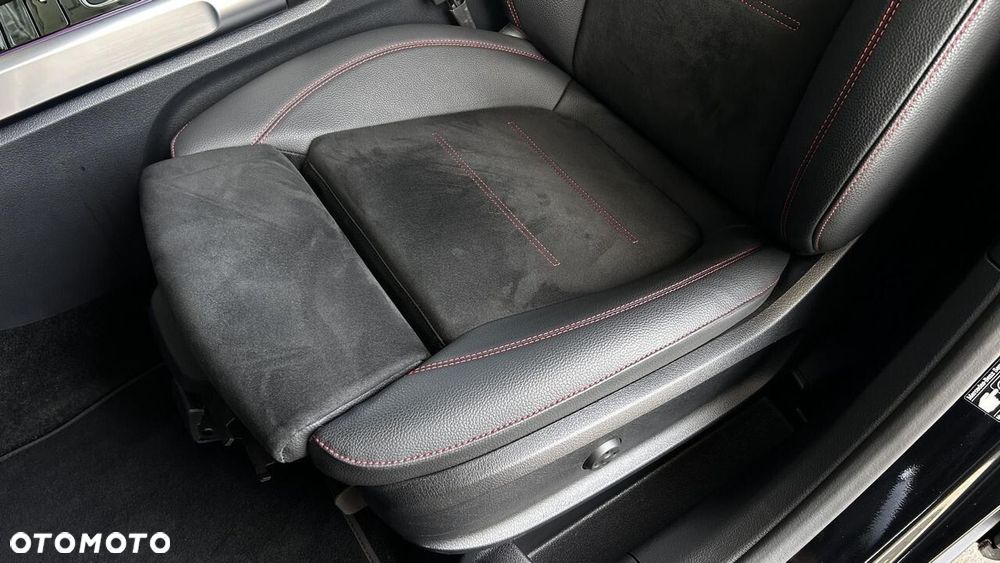 Mercedes-Benz GLB 200 AMG Line 7G-DCT - 14