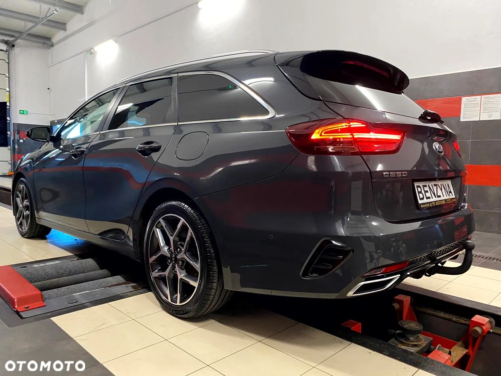 Kia Ceed 1.5 T-GDI GT-Line DCT - 11