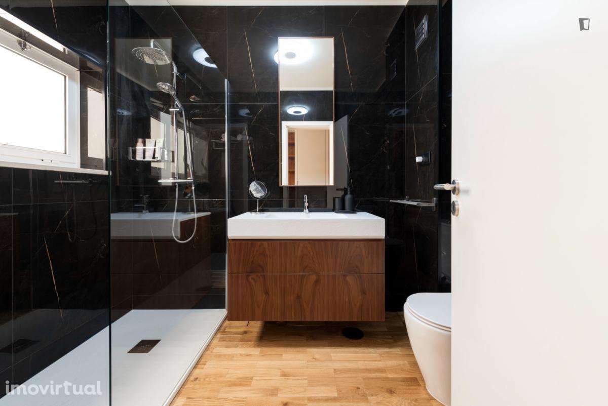 Apartamento com 3 quartos - localizado em Vila real - Grande imagem: 2/41