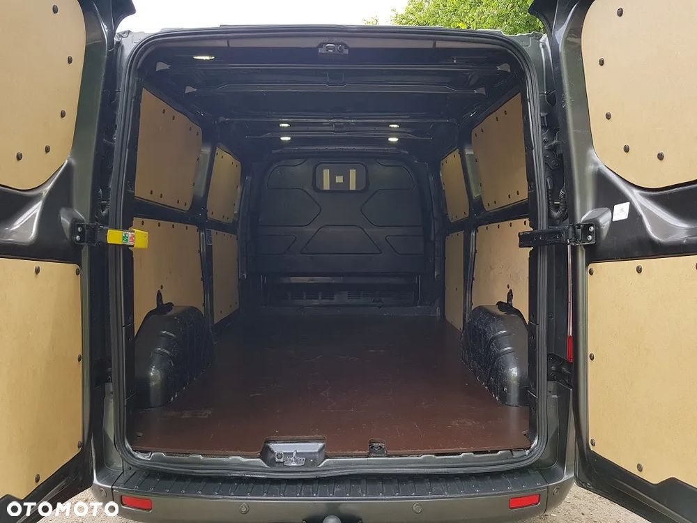 Ford Transit Custom - 10
