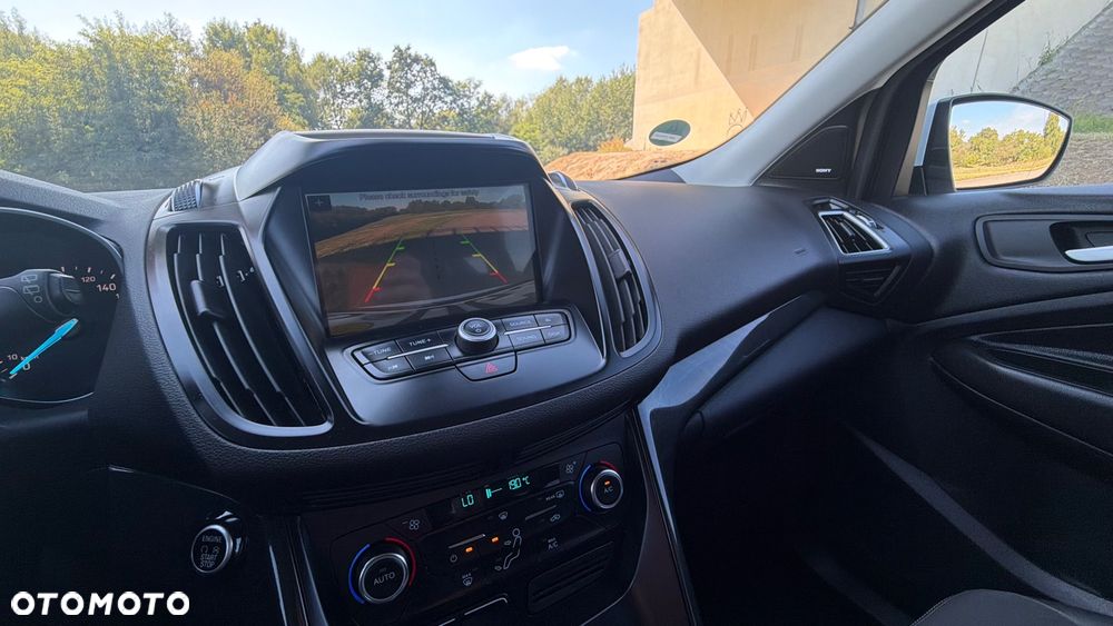 Ford Kuga 2.0 TDCi 2x4 Black & Silver - 16