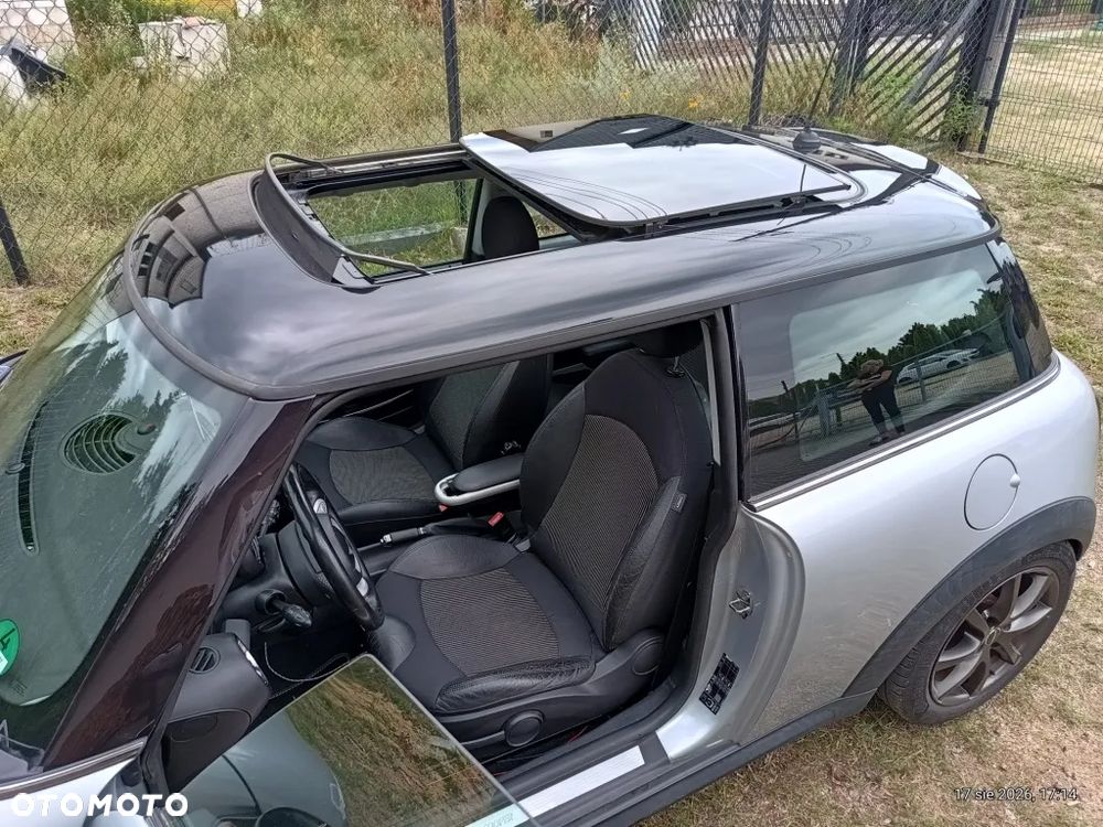 MINI Cooper 50 Camden - 23
