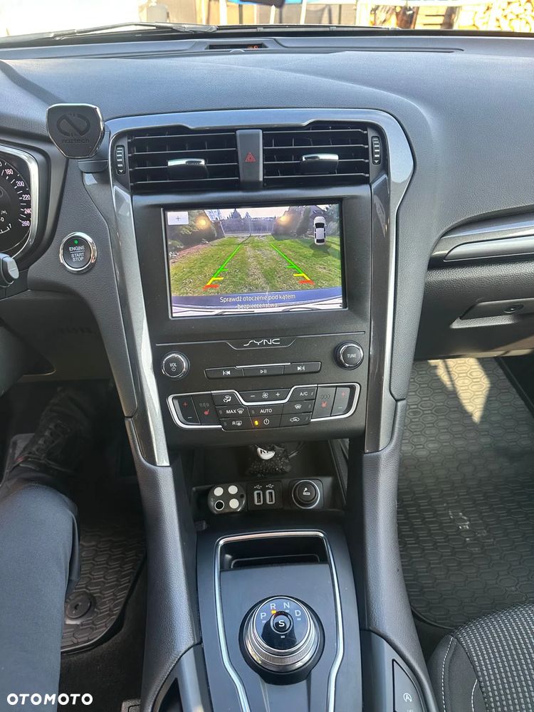 Ford Mondeo 2.0 EcoBlue Titanium - 10