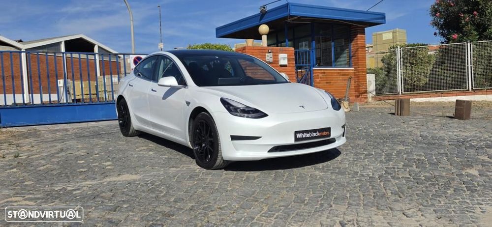 Tesla Model 3 2020 photo 3