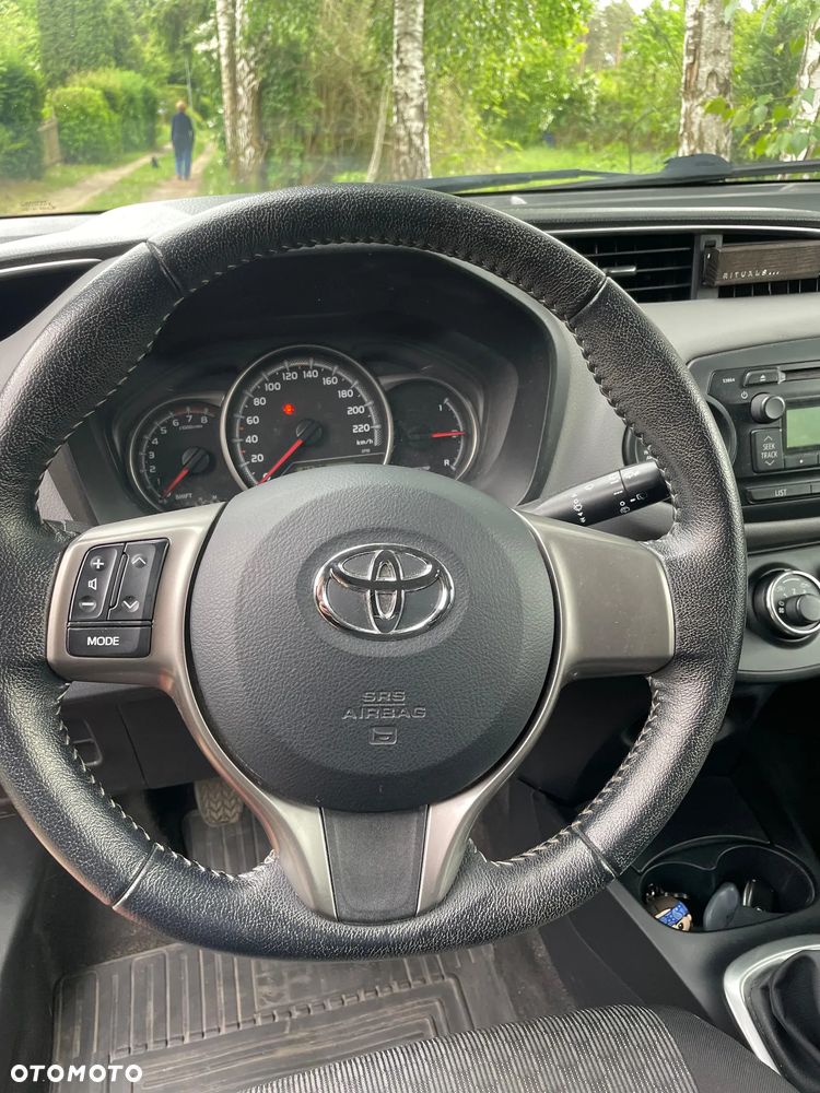 Toyota Yaris 1.33 Active - 10