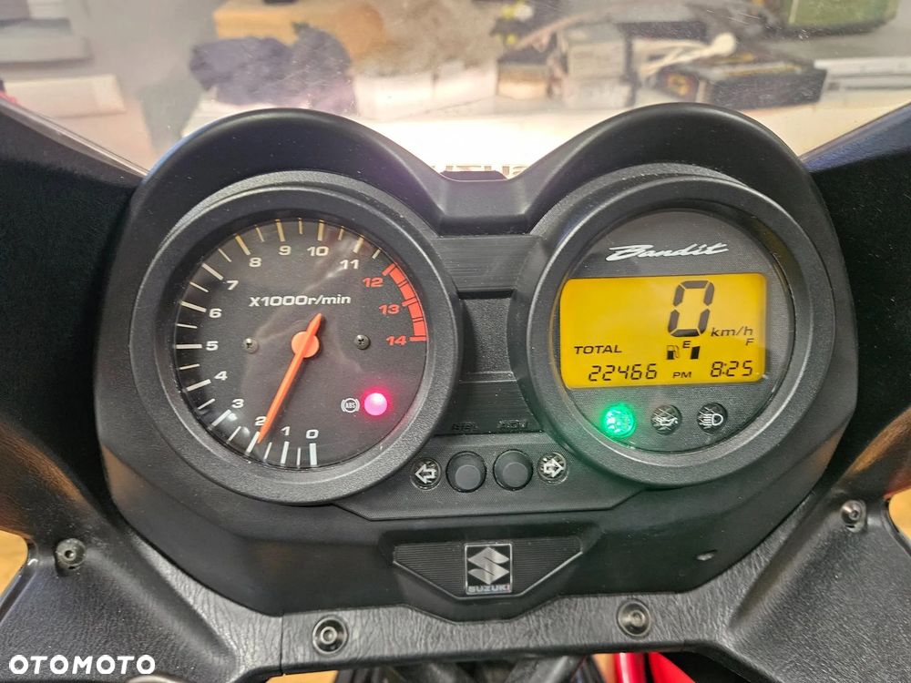 Suzuki Bandit - 6