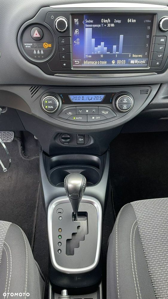 Toyota Yaris - 16