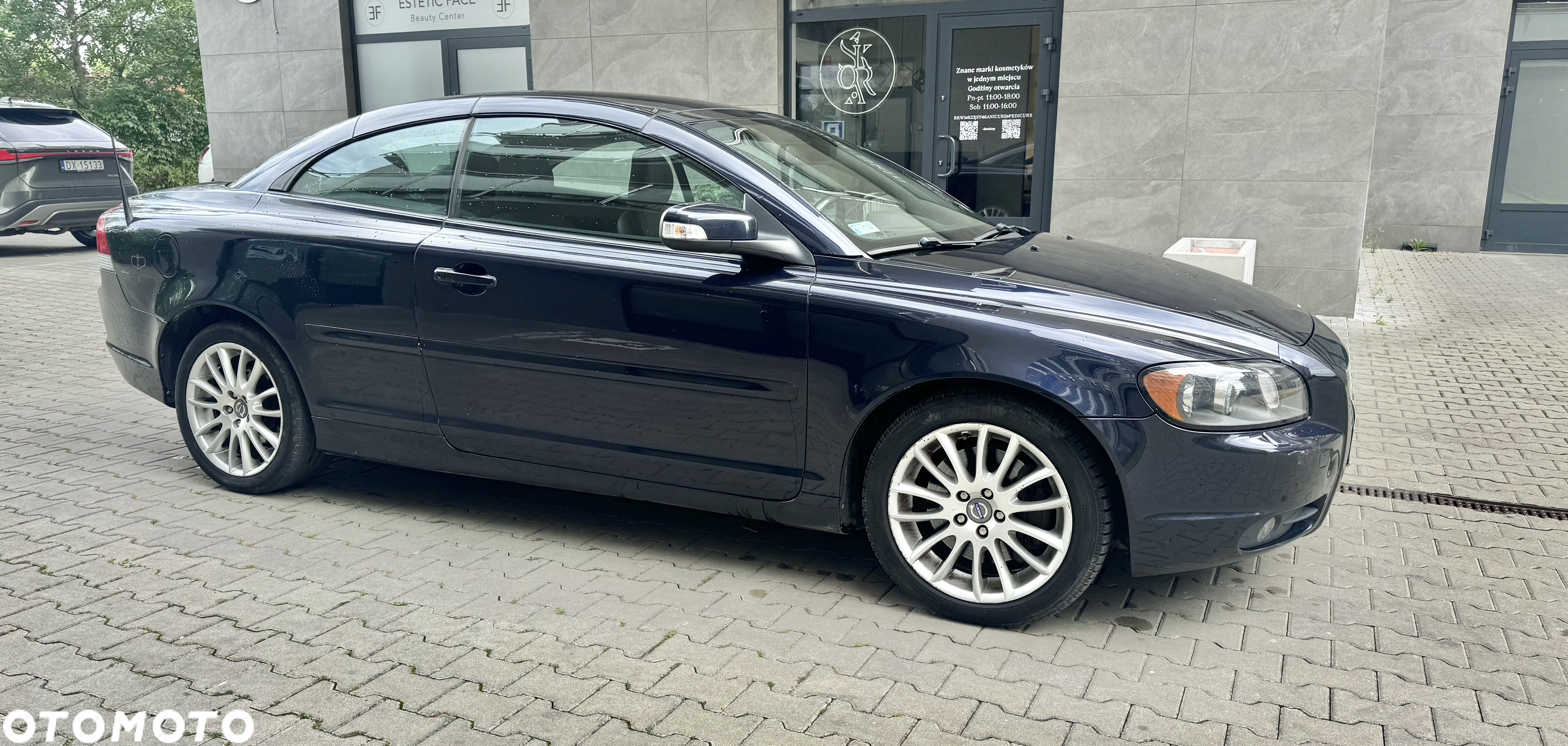 Volvo C70 D5 Momentum - 16