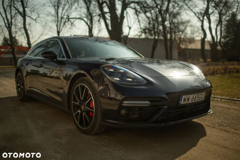 Porsche Panamera Turbo - 3