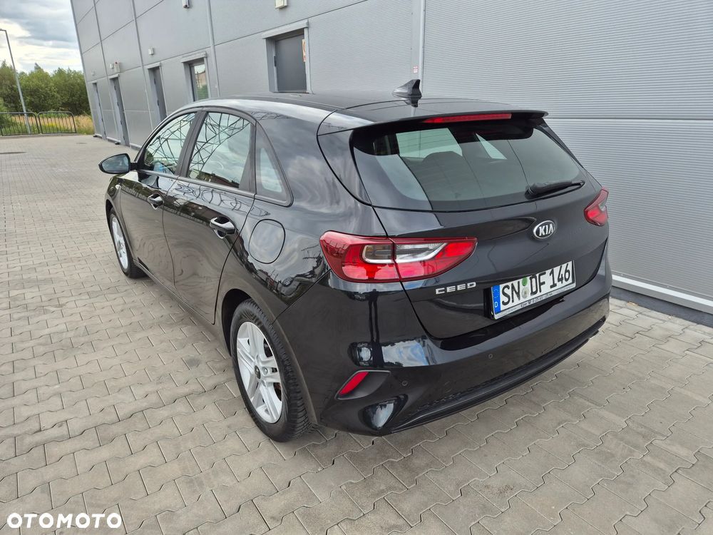Kia Ceed 1.4 CVVT Dream-Team Edition - 19