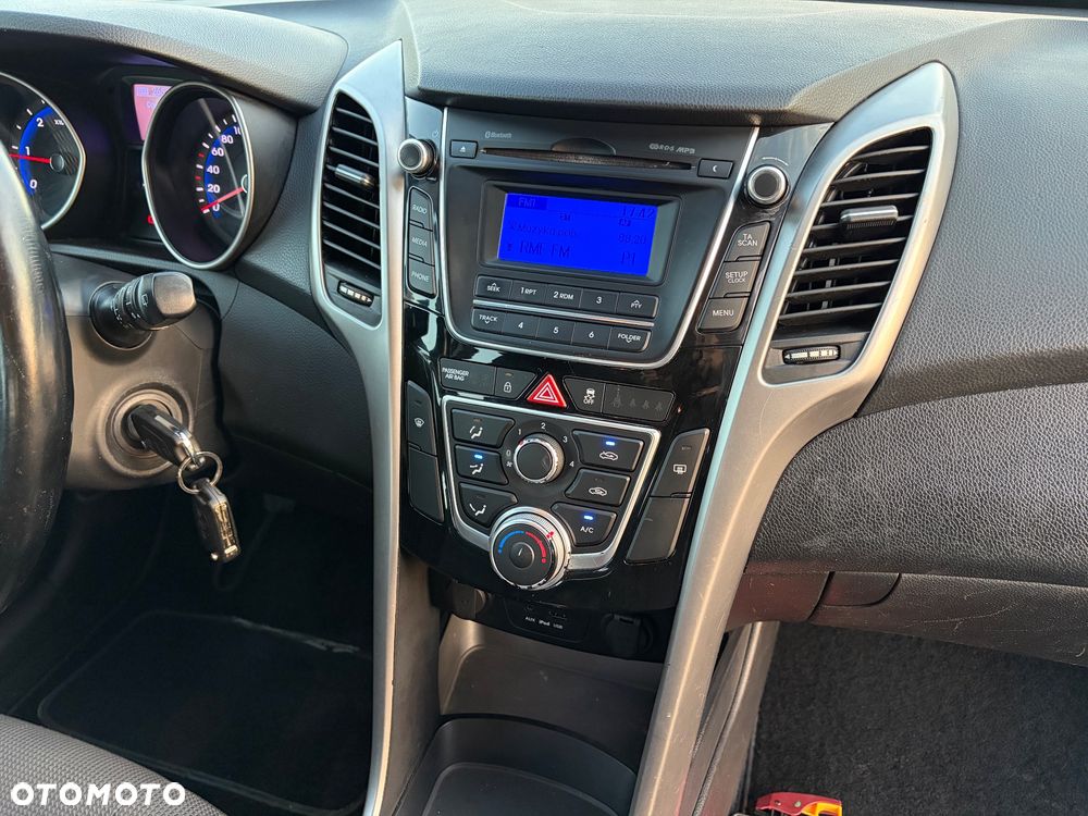 Hyundai i30 1.6 CRDi Classic - 11