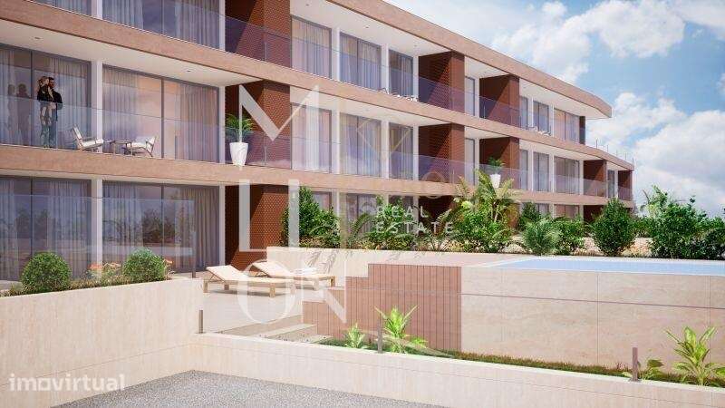 APARTAMENTO T2 F I EDIFÍCIO ELITE BAY I CÂMARA DE LOBOS - Grande imagem: 3/23