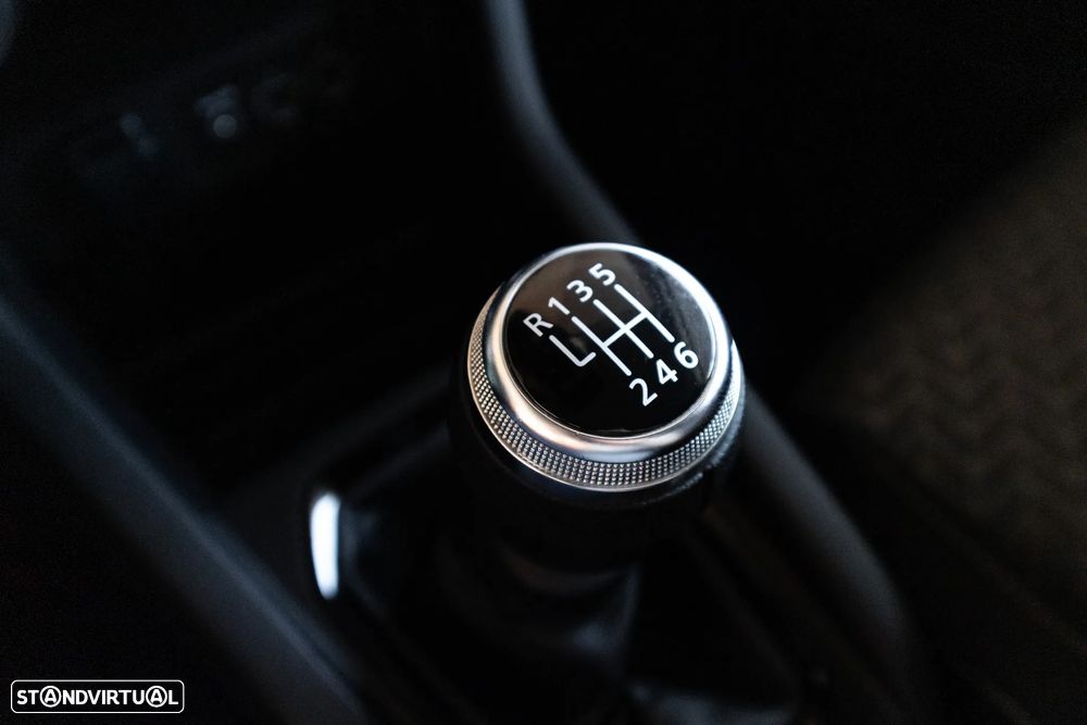 Renault Clio 1.0 TCe Limited Bi-Fuel - 15