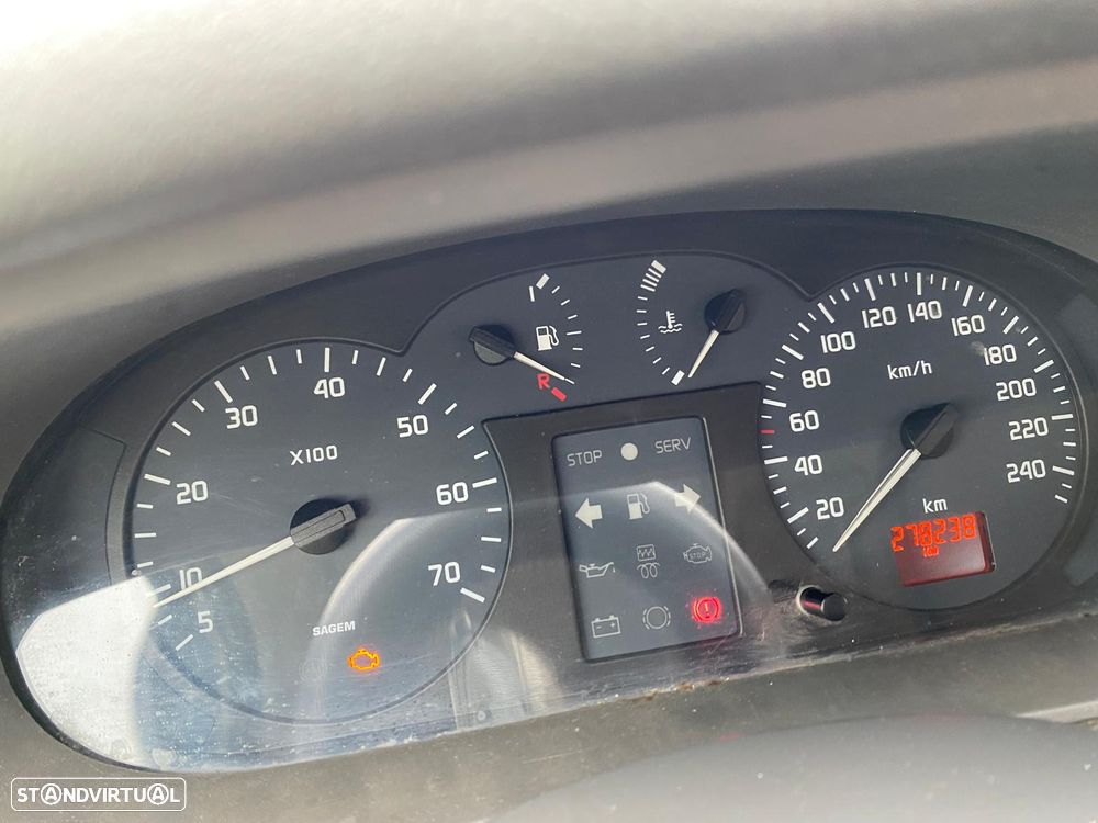 Renault Scénic 1.4 16V - 10