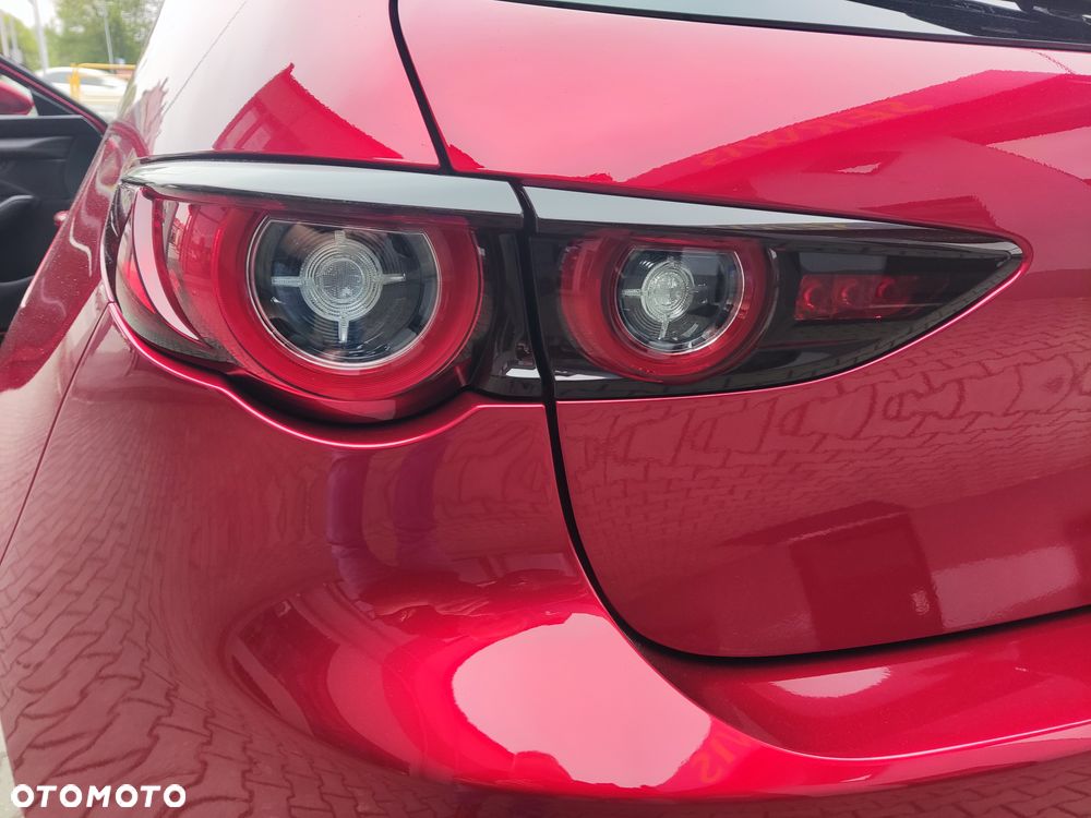 Mazda 3 e-SKYACTIV-G 122 M HYBRID EXCLUSIVE-LINE - 27