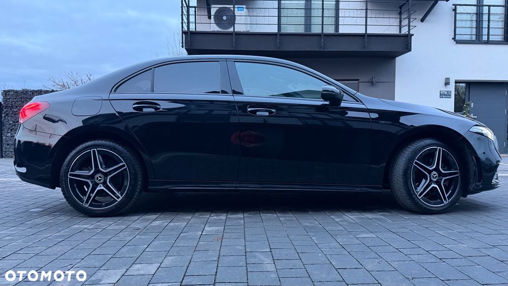 Mercedes-Benz Klasa A 250 e 8G-DCT AMG Line - 9