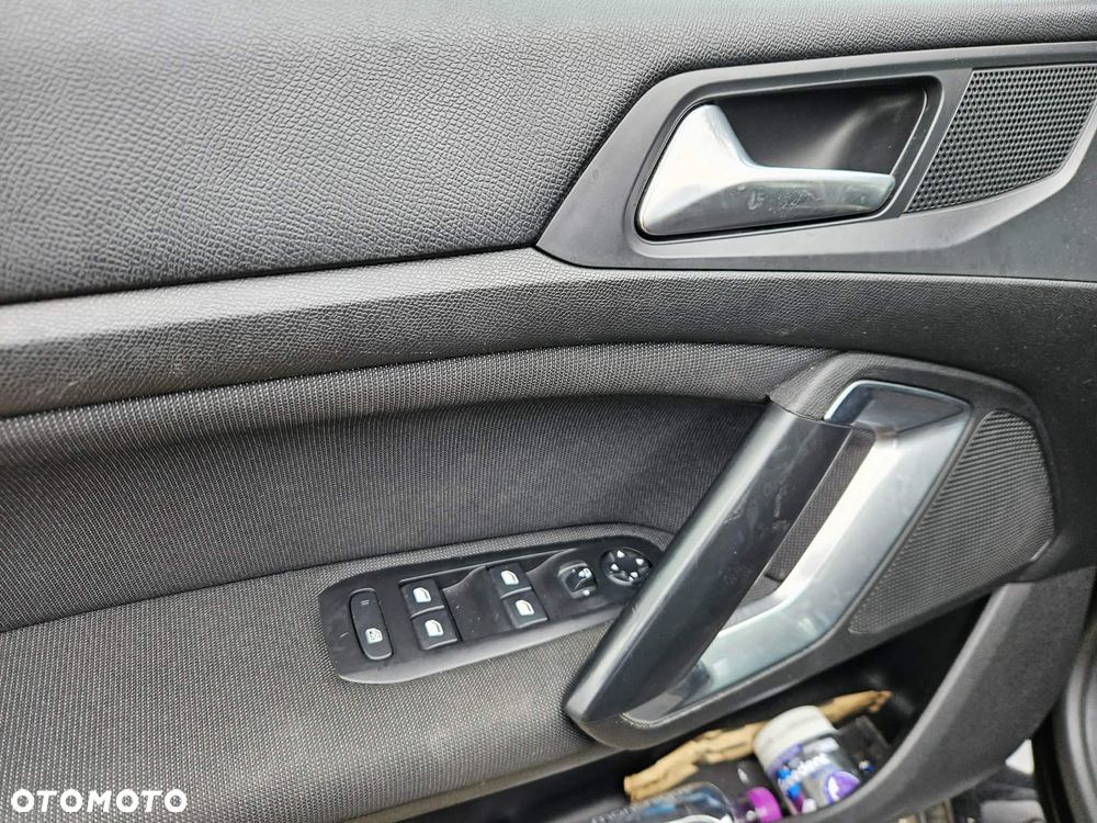 Peugeot 308 BlueHDi 130 EAT6 Stop & Start Active Business-Paket - 11
